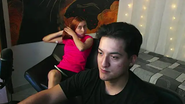 Snapshot of RoseSinsDonViktor chatting on June 13, 2026, 9:35 pm RoseSinsDonViktor online show from June 13, 2026, 9:35 pm