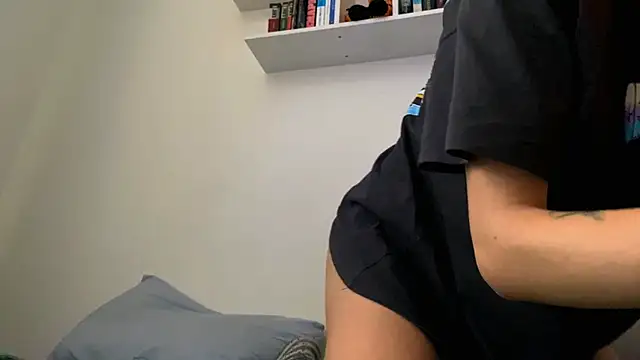 EmilyHein online show from February 20, 2026, 6:26 am