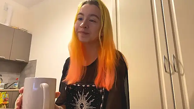 EmilyHein online show from March 9, 2026, 4:05 am