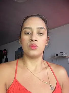 LunaHeat online show from February 14, 2026, 9:04 pm