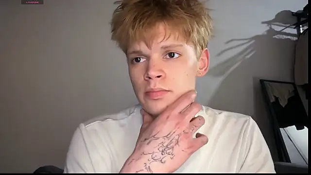 Snapshot of Kevin_bucks chatting on March 27, 2026, 2:07 pm Kevin bucks online show from March 27, 2026, 2:07 pm