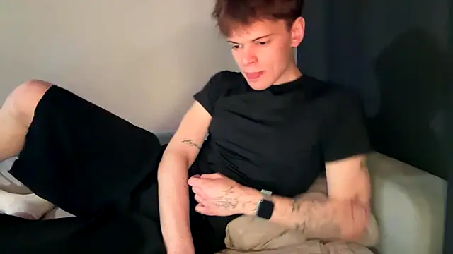 Snapshot of Kevin_bucks chatting on March 8, 2026, 4:21 pm Kevin bucks online show from March 8, 2026, 4:21 pm