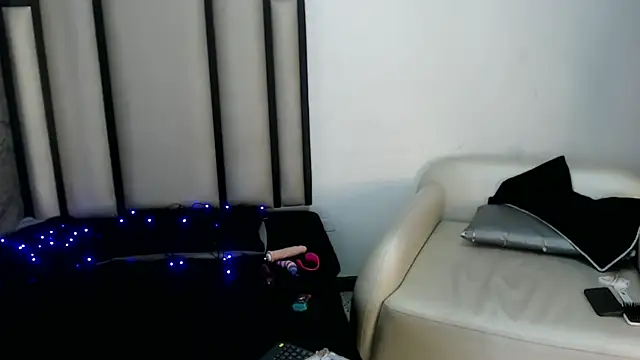 Philipp-Jones online show from March 9, 2026, 1:58 pm