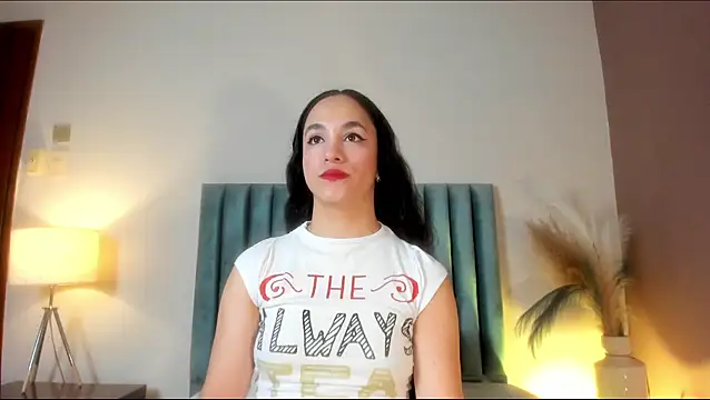 Snapshot of CelesteQueeen chatting on May 18, 2026, 12:21 pm CelesteQueeen online show from May 18, 2026, 12:21 pm