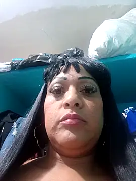 SabrinaColin online show from May 3, 2026, 9:51 pm