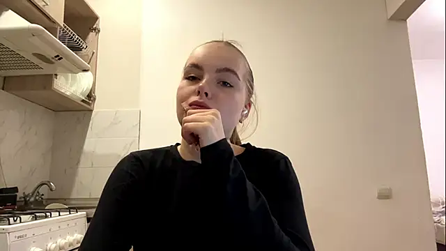 LadyJoyceX 1 online show from February 4, 2026, 6:58 pm