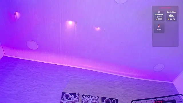 MadameDaphnee online show from March 5, 2026, 11:51 am