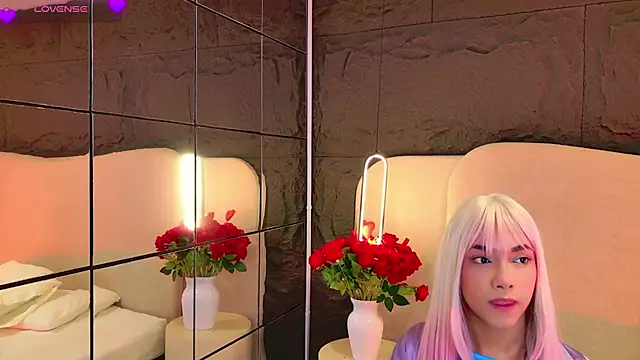 GraceFoxy online show from March 13, 2026, 1:05 pm