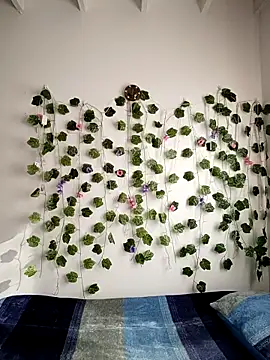 melly whatson online show from February 9, 2026, 1:20 pm