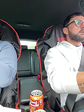 ParejaCanaria12 online show from April 26, 2026, 12:13 pm