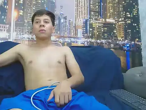 santiago xxxcol online show from February 7, 2026, 11:13 pm