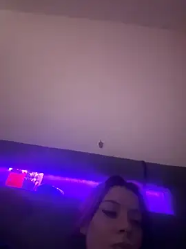 SofieKayla online show from February 4, 2026, 9:10 pm