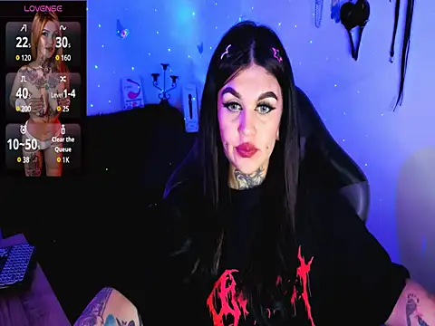 Zoeee 001 online show from March 14, 2026, 11:33 pm