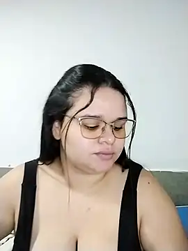 Snapshot of SamanthaStonee chatting on June 18, 2026, 10:59 pm SamanthaStonee online show from June 18, 2026, 10:59 pm