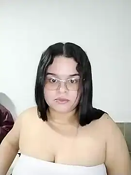 Snapshot of SamanthaStonee chatting on May 13, 2026, 1:01 am SamanthaStonee online show from May 13, 2026, 1:01 am