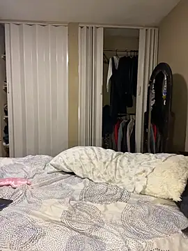 Snapshot of romyamo chatting on March 15, 2026, 3:24 am romyamo online show from March 15, 2026, 3:24 am