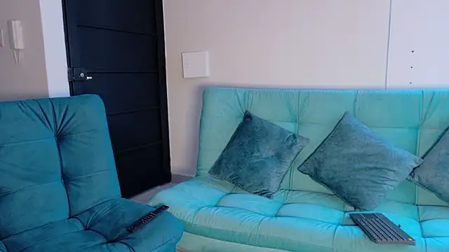 AnaisDream  online show from March 8, 2026, 5:49 pm