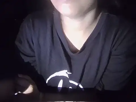 Snapshot of Bold_Beauty_07 chatting on July 3, 2026, 8:37 pm Bold Beauty 07 online show from July 3, 2026, 8:37 pm