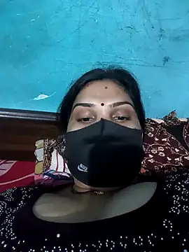 hot-tanya online show from February 1, 2026, 5:44 pm