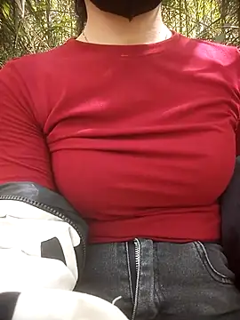 Snapshot of quanchatseex chatting on February 5, 2026, 6:42 am quanchatseex online show from February 5, 2026, 6:42 am