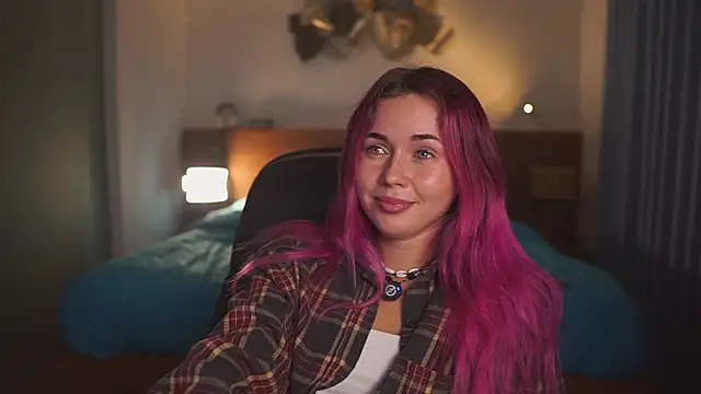 Sarah Pink online show from February 15, 2026, 12:26 pm