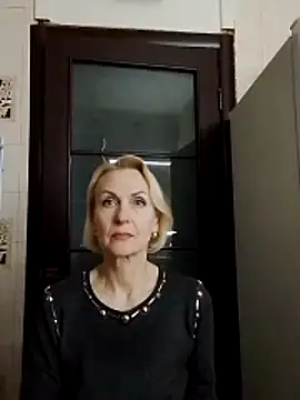 Snapshot of MichelleSolis chatting on February 20, 2026, 8:44 pm MichelleSolis online show from February 20, 2026, 8:44 pm