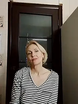 Snapshot of MichelleSolis chatting on February 19, 2026, 4:26 pm MichelleSolis online show from February 19, 2026, 4:26 pm