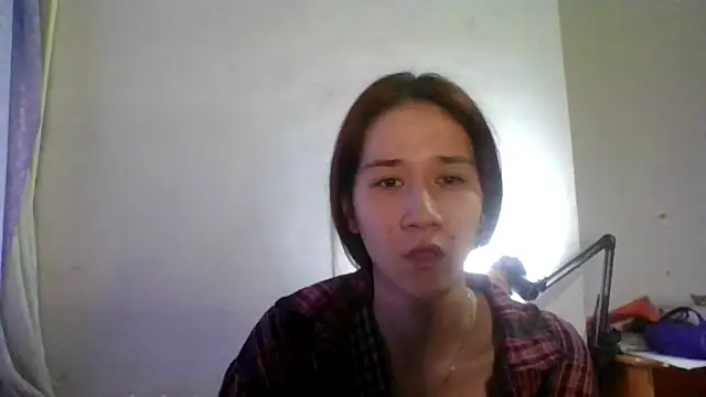 Snapshot of NickiKisinger chatting on July 16, 2026, 7:16 am NickiKisinger online show from July 16, 2026, 7:16 am