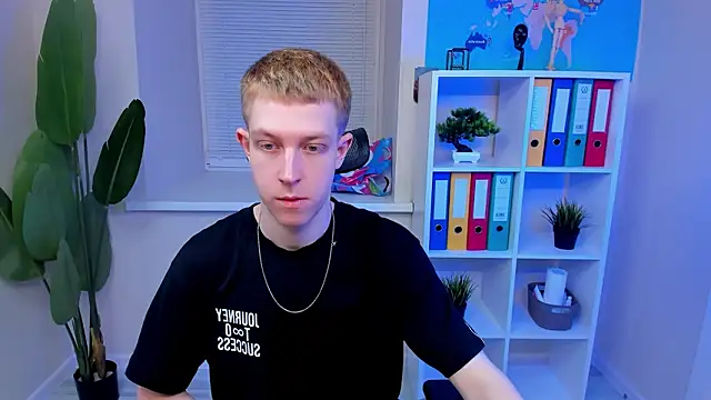 Snapshot of Dylan_Norton chatting on March 4, 2026, 11:07 am Dylan Norton online show from March 4, 2026, 11:07 am