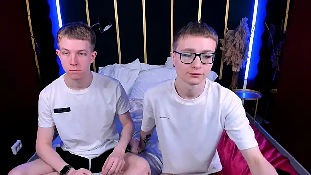 Snapshot of Dylan_Norton chatting on April 5, 2026, 10:33 am Dylan Norton online show from April 5, 2026, 10:33 am