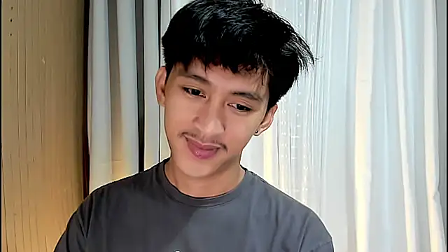  andrie69  online show from April 9, 2026, 12:45 am