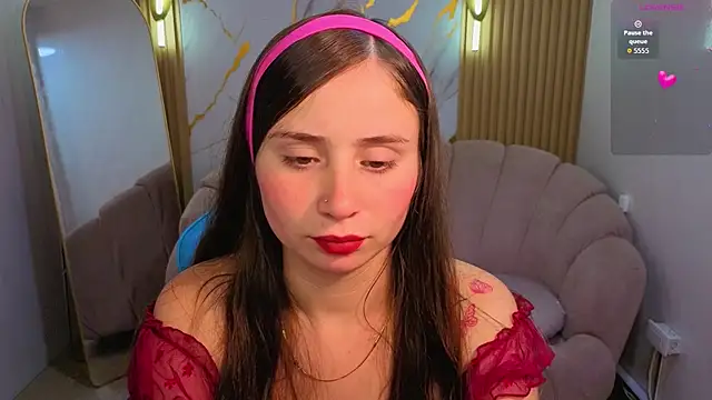 Ariana18 b online show from April 22, 2026, 1:07 pm