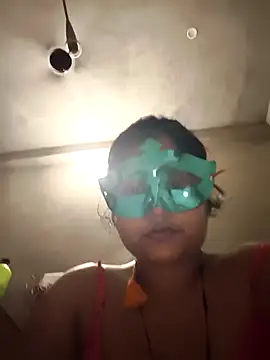 Sexy khushi19 online show from April 26, 2026, 2:14 pm