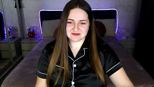 Eva Luxx online show from March 28, 2026, 11:06 pm