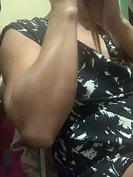 foxyladyTs online show from February 3, 2026, 2:22 pm