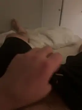 siisidjfjfjdj online show from March 23, 2026, 6:19 pm