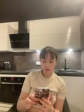Snapshot of Just-Lilly chatting on July 21, 2026, 7:26 pm Just-Lilly online show from July 21, 2026, 7:26 pm
