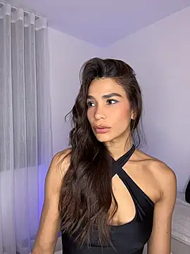 Snapshot of SofiaRivero chatting on June 7, 2026, 10:37 pm SofiaRivero online show from June 7, 2026, 10:37 pm