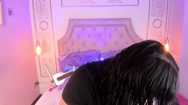 Snapshot of Honny_Blaice_ chatting on June 16, 2026, 1:44 pm Honny Blaice online show from June 16, 2026, 1:44 pm