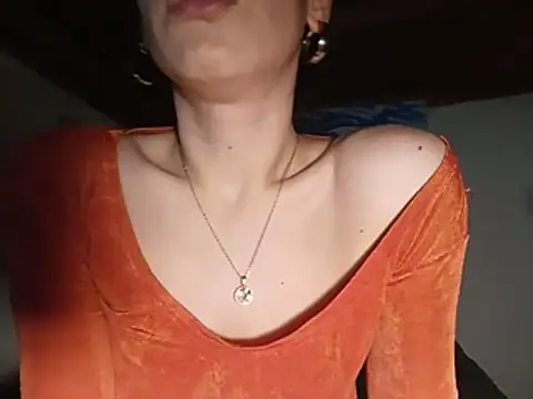 Snapshot of flakita38 chatting on August 6, 2026, 10:16 pm flakita38 online show from August 6, 2026, 10:16 pm