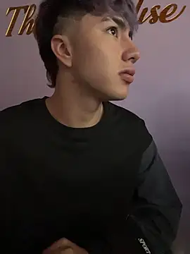 Snapshot of AlexanderCollman2 chatting on March 5, 2026, 10:59 pm AlexanderCollman2 online show from March 5, 2026, 10:59 pm