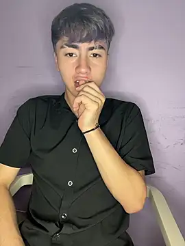 Snapshot of AlexanderCollman2 chatting on March 7, 2026, 10:37 pm AlexanderCollman2 online show from March 7, 2026, 10:37 pm