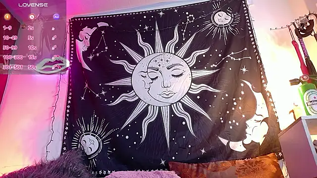 Snapshot of MadLustt chatting on March 15, 2026, 4:41 am MadLustt online show from March 15, 2026, 4:41 am