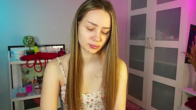 Snapshot of Murmella chatting on March 21, 2026, 5:19 am Murmella online show from March 21, 2026, 5:19 am