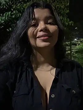 moonhelen online show from March 2, 2026, 5:08 am