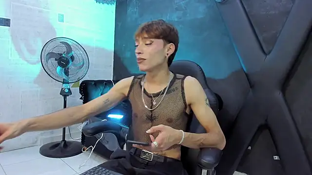 NathanaelFox online show from February 10, 2026, 6:45 am