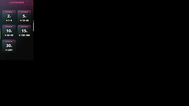 Snapshot of CarolineFyre chatting on July 31, 2026, 1:21 pm CarolineFyre online show from July 31, 2026, 1:21 pm