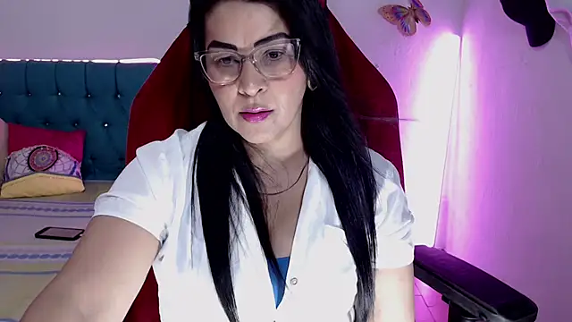 Snapshot of hotsweet-69 chatting on May 14, 2026, 5:04 am hotsweet-69 online show from May 14, 2026, 5:04 am