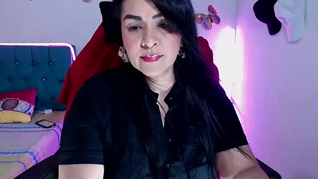Snapshot of hotsweet-69 chatting on May 13, 2026, 5:14 am hotsweet-69 online show from May 13, 2026, 5:14 am