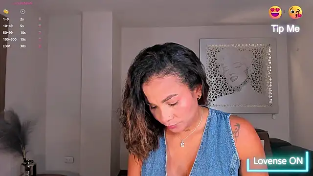 DeniseFord online show from March 12, 2026, 12:09 pm